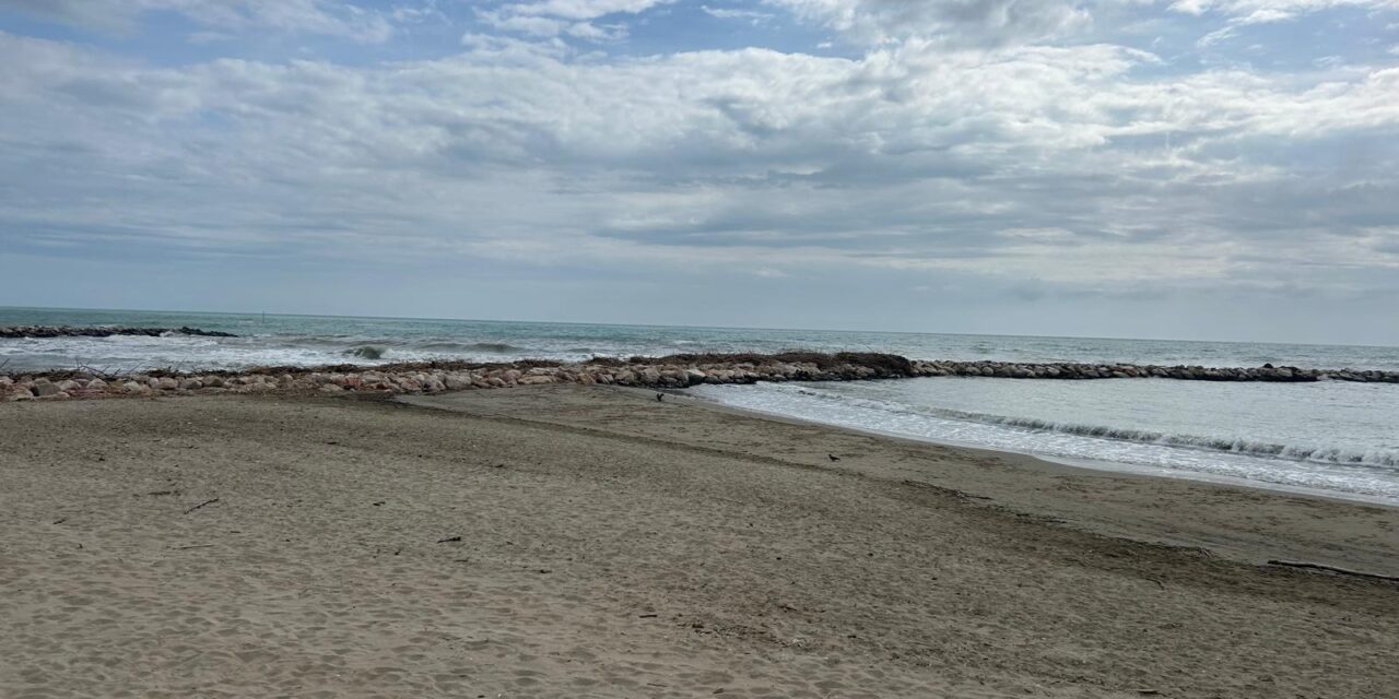 Barriere in mare, cambia il fronte nord di Alba Adriatica