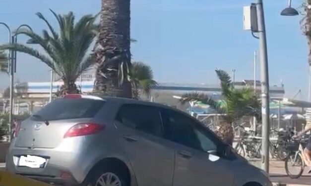 Sosta vietata sul lungomare: rimosse auto a Tortoreto
