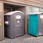 Piazza Buozzi, proteste per i bagni mobili davanti ai negozi
