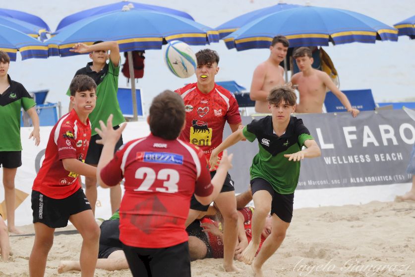 Sport e turismo sulla sabbia: Alba Adriatica apre l’estate