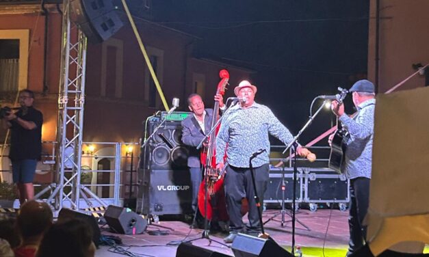 Piazza Buozzi in festa con il ritmo cubano a Giulianova