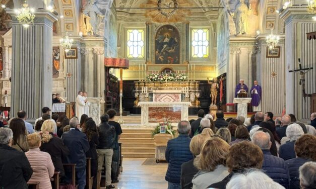 Campli si raccoglie per l’addio a Valeria Meloni