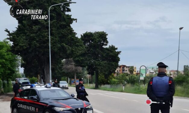 Controlli dei carabinieri in Val Vibrata, quattro automobilisti multati