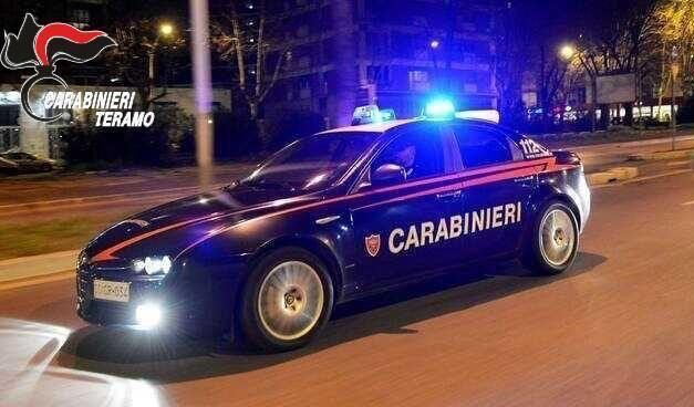 Giulianova, lite fuori da un bar: uomo denunciato