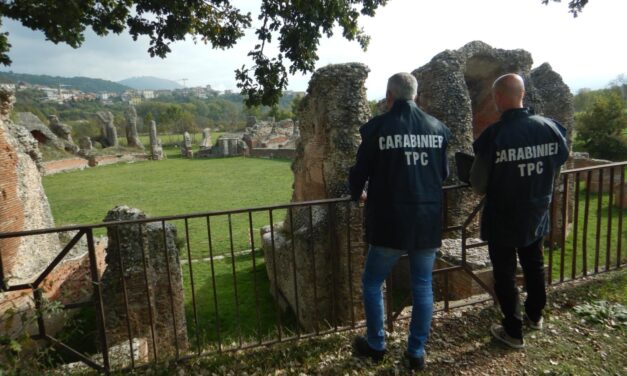 Tossicia, tornano in chiesa due colonne trafugate negli anni 90