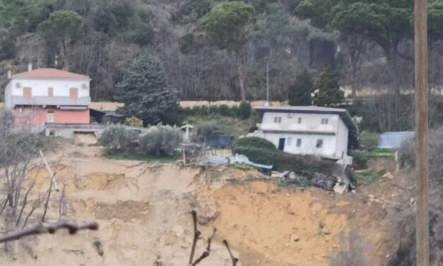 Silvi, sottoscrizione per aiutare le famiglie colpite dalla frana