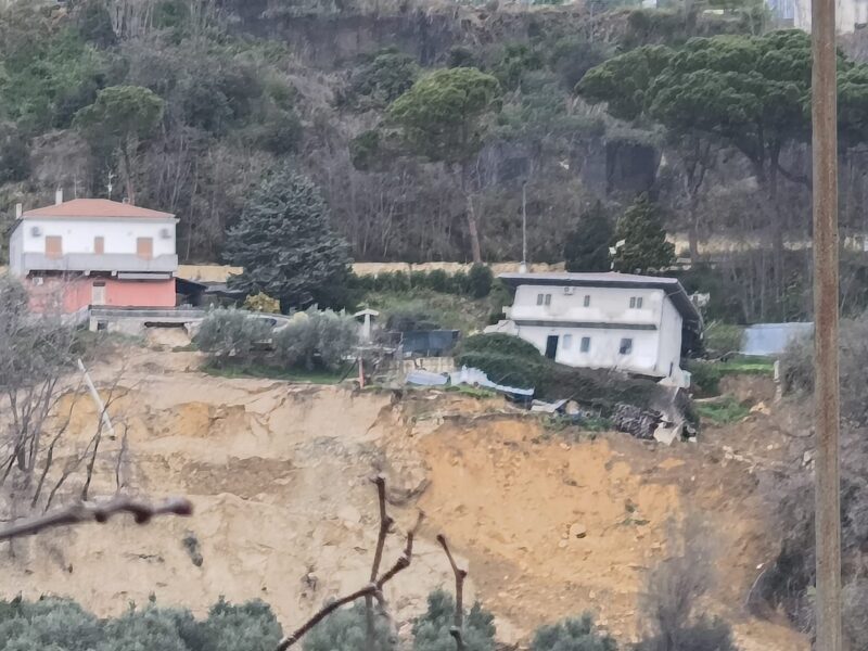 Silvi, sottoscrizione per aiutare le famiglie colpite dalla frana