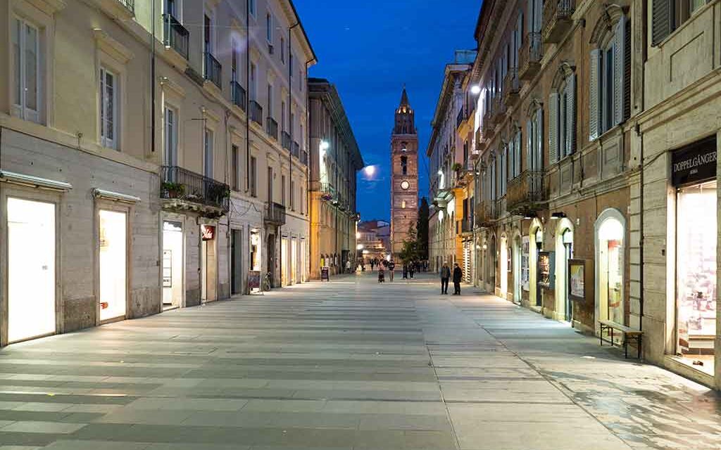 Estate in centro a Teramo, ripartono le zone pedonali