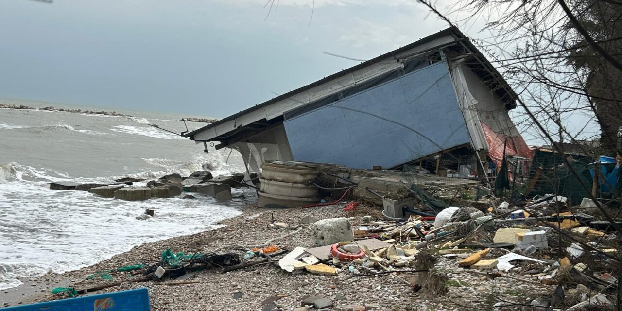 Villa Rosa, stop all’accesso nell’area dello chalet crollato