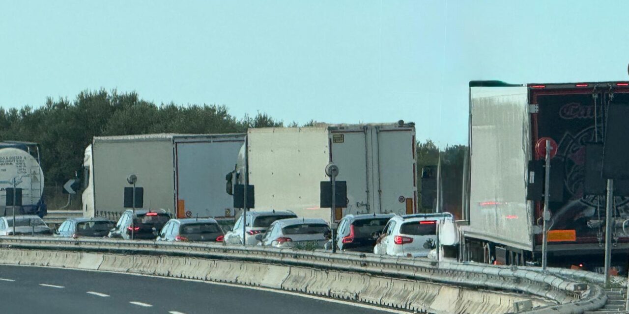 A14, traffico rallentato tra Roseto e Pineto per un cantiere
