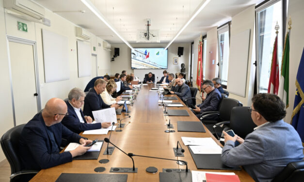 Regione, minuto di raccoglimento in Commissione Bilancio