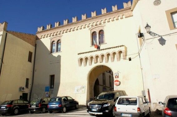 Castellalto riflette su Repubblica, democrazia e IA