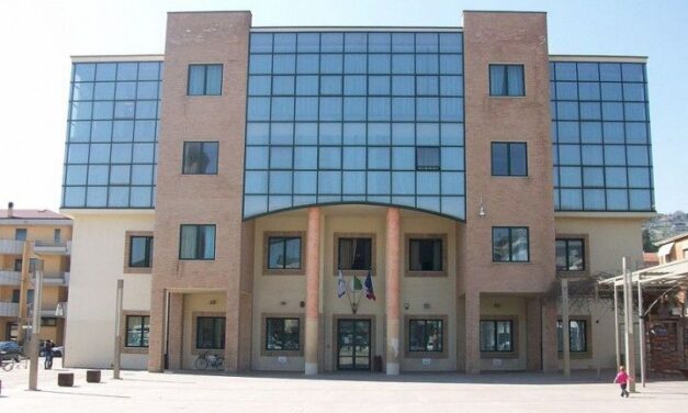 Roseto, polemica sui consigli di quartiere: critiche dall’opposizione