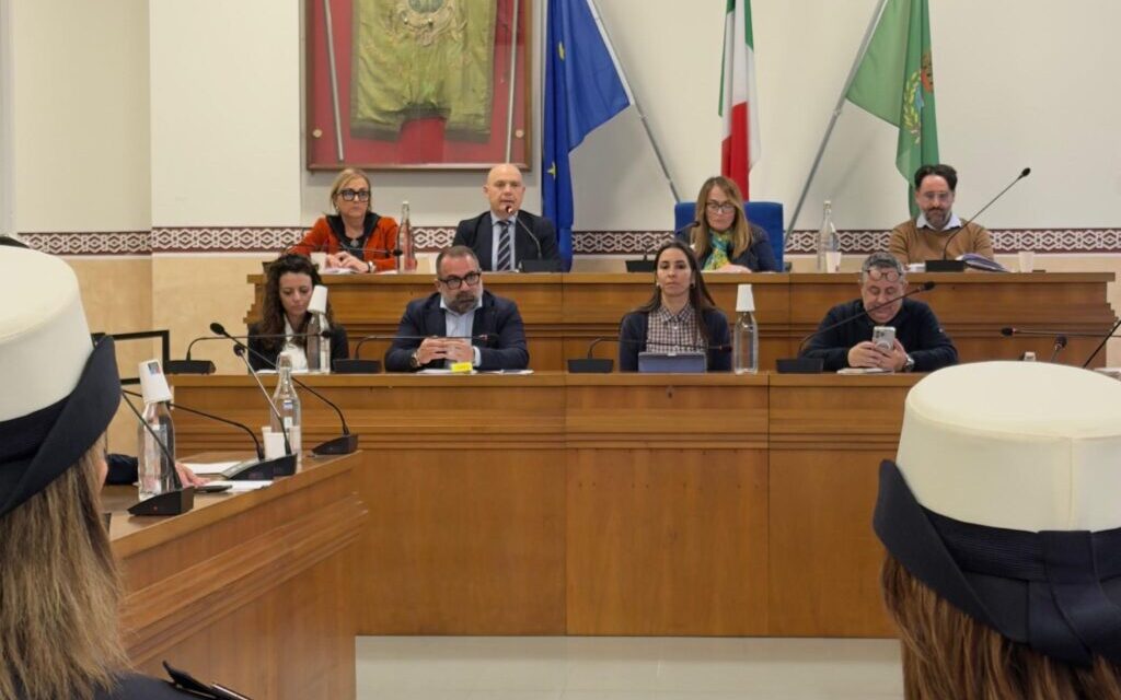 Pineto approva il rendiconto 2025 e conferma i conti in ordine