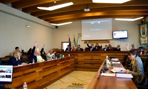 Roseto, dialogo aperto tra centrodestra e SiAmo Roseto