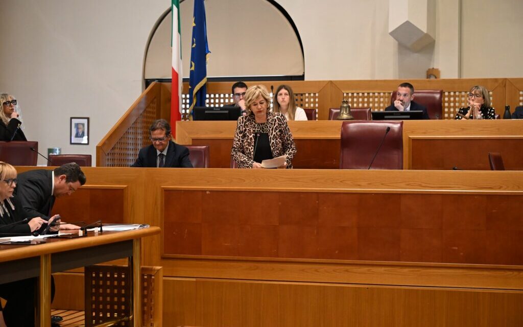 Regione Abruzzo, via libera a norme su edilizia e sanità