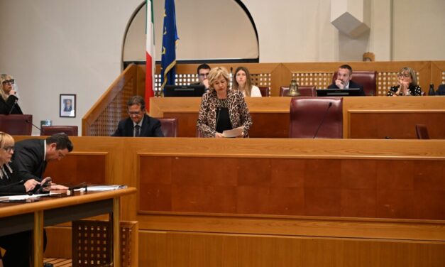 Regione Abruzzo, via libera a norme su edilizia e sanità