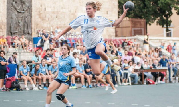 Interamnia, Teramo apre il torneo con la sfilata delle delegazioni