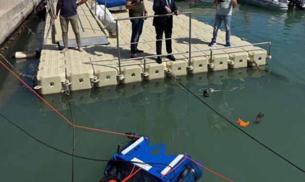 Porto di Giulianova, un robot pulirà le acque dai rifiuti