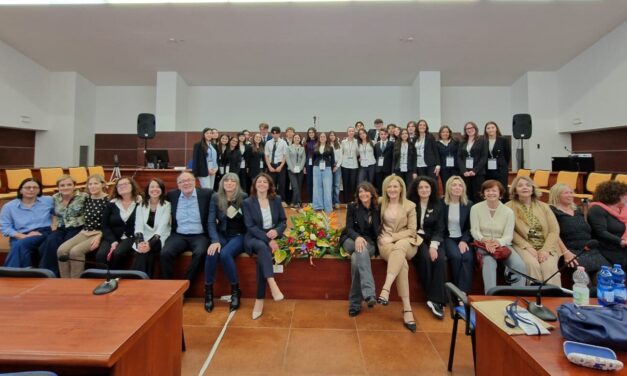 Teramo, studenti del Delfico in finale al Torneo della Disputa