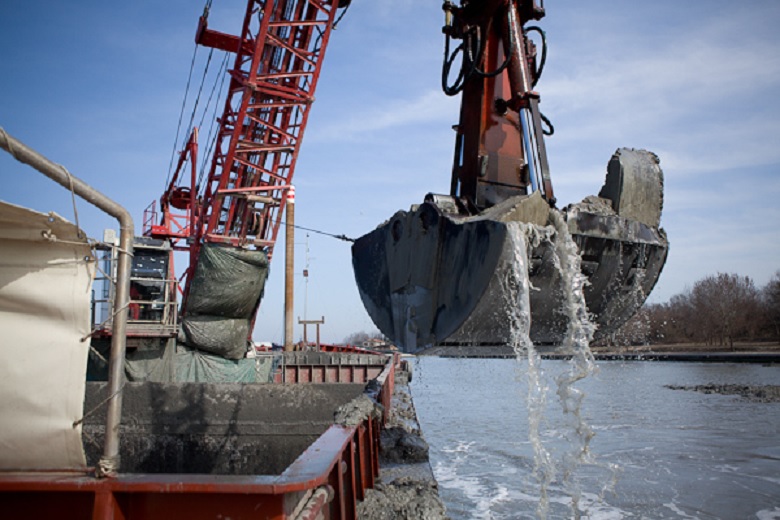 Porto di Pescara, al via i lavori urgenti sui fondali