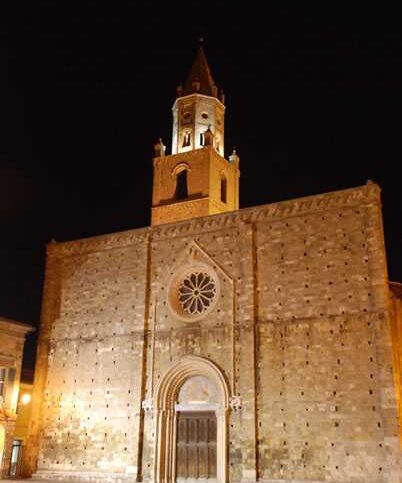 Atri, appello sul Duomo: chiesto il recupero della facciata