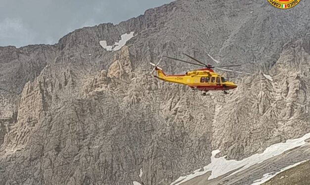Corno Grande, escursionista soccorso dopo una caduta sul nevaio
