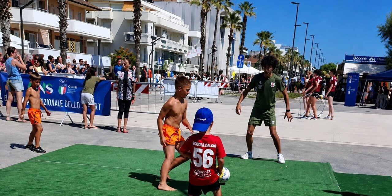 Martinsicuro celebra lo sport sul lungomare