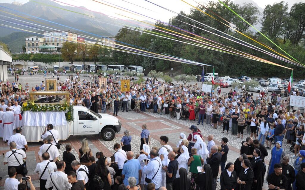A San Gabriele fedeli da tutta Italia per la festa del santuario