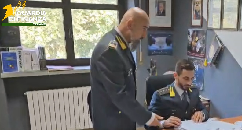 Giulianova, indagine su incentivi energia: due denunciati