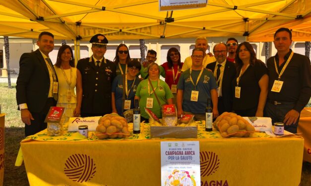 Roseto, Rurabilandia in piazza con il food truck per la Bandiera Blu