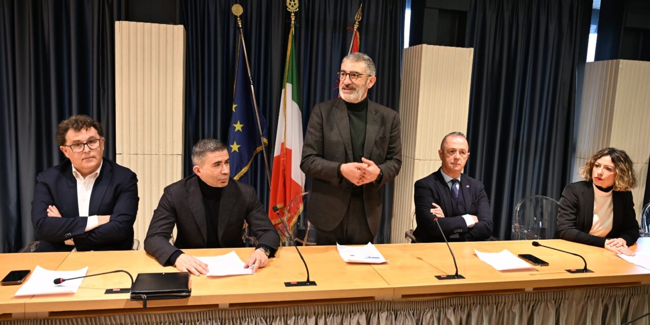 Trasporti gratis in Abruzzo, proposta contro il caro carburanti