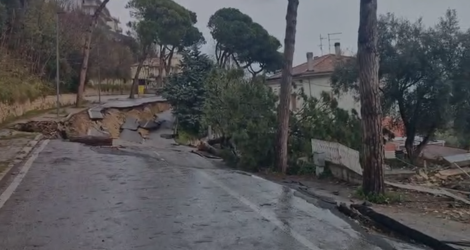 Silvi, restano sgomberi e divieti nell’area della frana