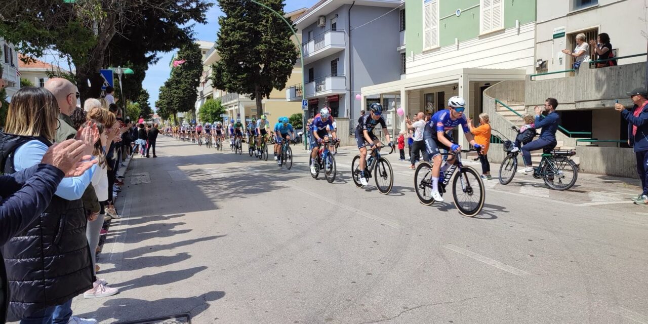 Giro d’Italia a Pineto, attese limitazioni sulla viabilità sabato 16 maggio