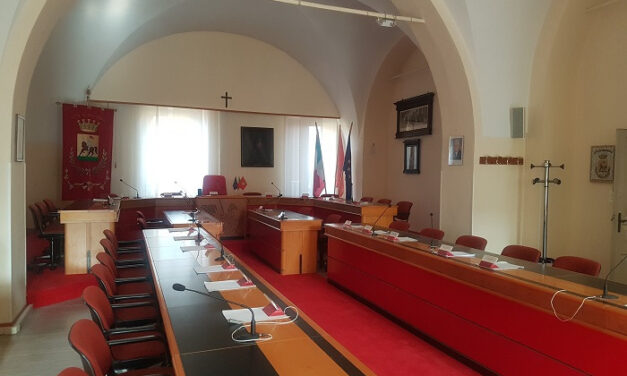 Giulianova, convocato il consiglio comunale del 30 aprile
