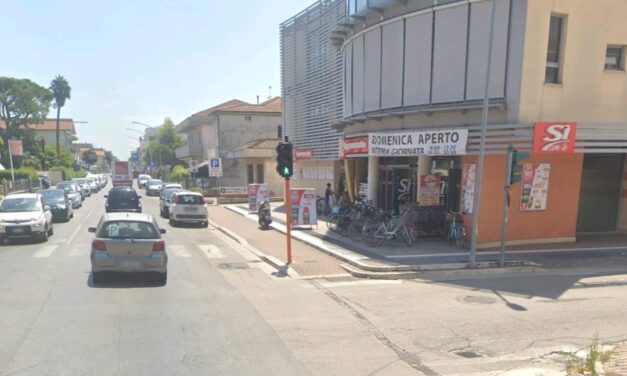 Scontro sulla Statale 16 a Giulianova, ferita una ciclista