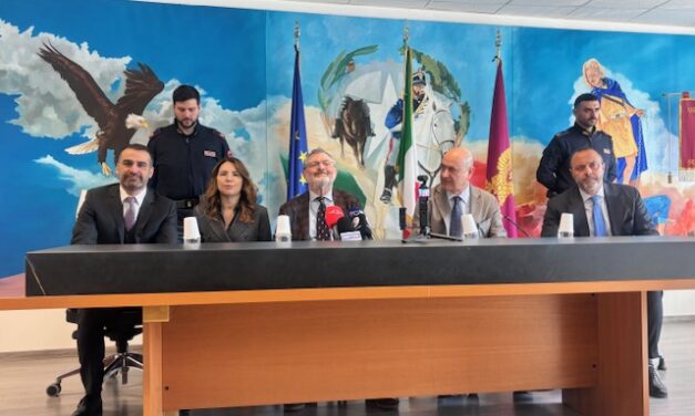 Tortoreto, 25enne arrestato per propaganda terroristica online