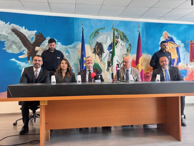 Tortoreto, 25enne arrestato per propaganda terroristica online