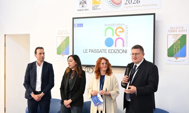 Martinsicuro porta al Salone del Libro la rassegna Neon