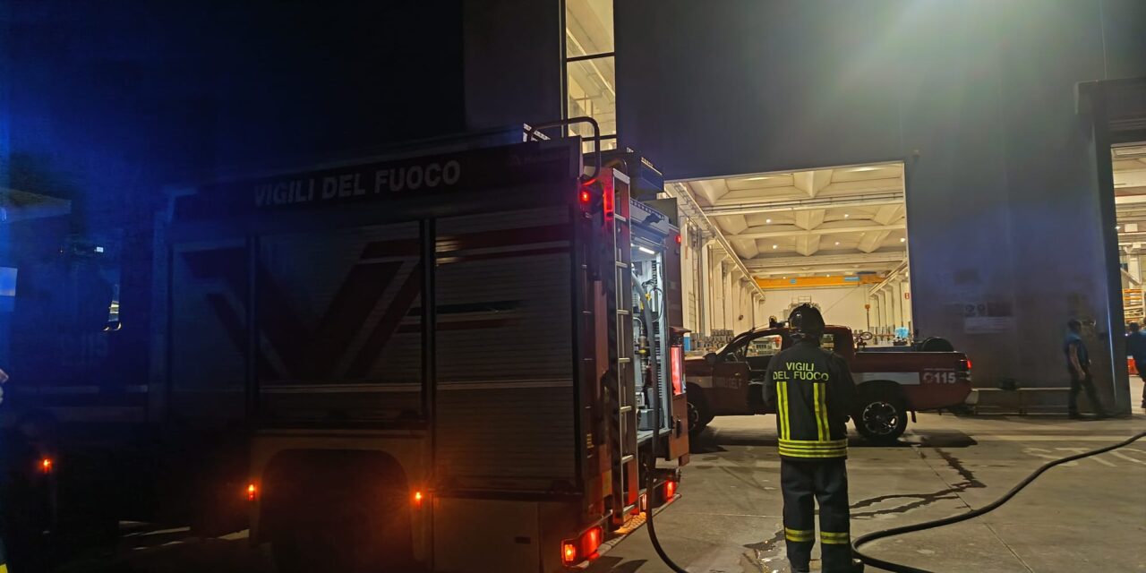 Castellalto, principio d’incendio in fabbrica: evacuati 50 addetti
