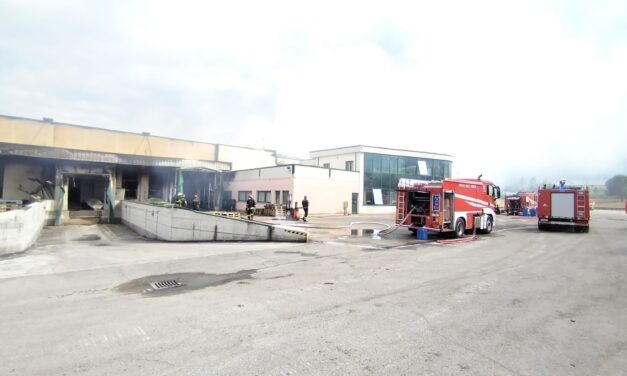 Colledara, rogo alla Lazzaroni verso la bonifica finale