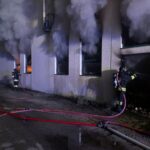Rogo in un magazzino dolciario a Colledara, fumo visibile fino all’A24