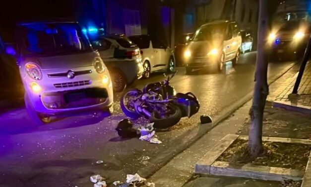 Scontro nella notte a Martinsicuro, feriti due ragazzi in scooter