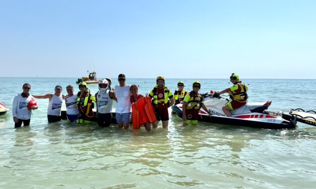 Tortoreto, in mare una giornata di inclusione con le moto d’acqua