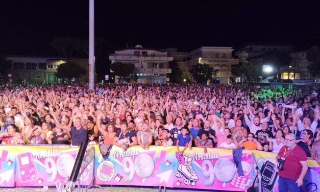 Alba Adriatica, migliaia di presenze per due serate di musica