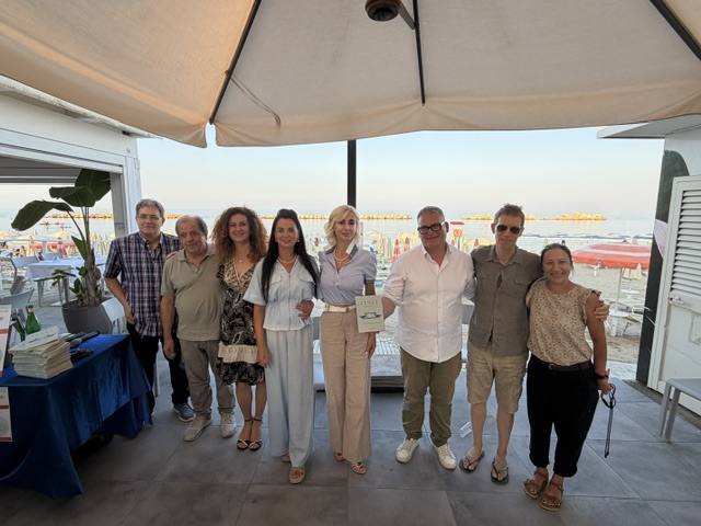 Alba Adriatica, un libro per raccontare infanzia e pace