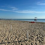Tortoreto prepara le spiagge libere con i nuovi paletti