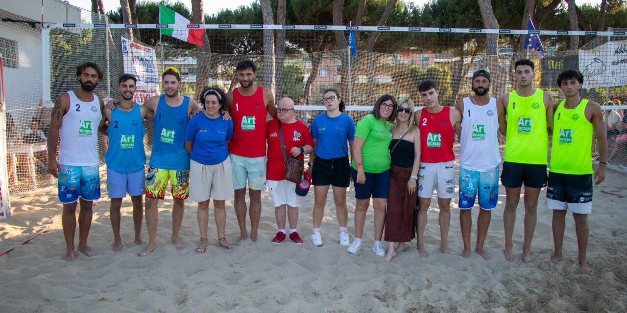 Pineto, beach volley e solidarietà in riva al mare