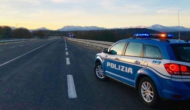 Tir in fiamme sull’A14 a Mosciano: traffico tornato regolare