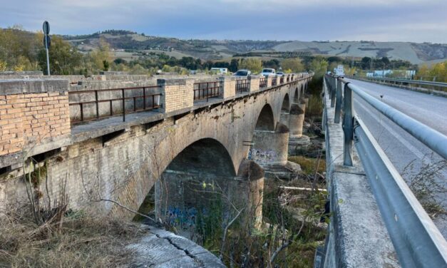 Ancarano, da martedì torna percorribile il ponte sul Tronto